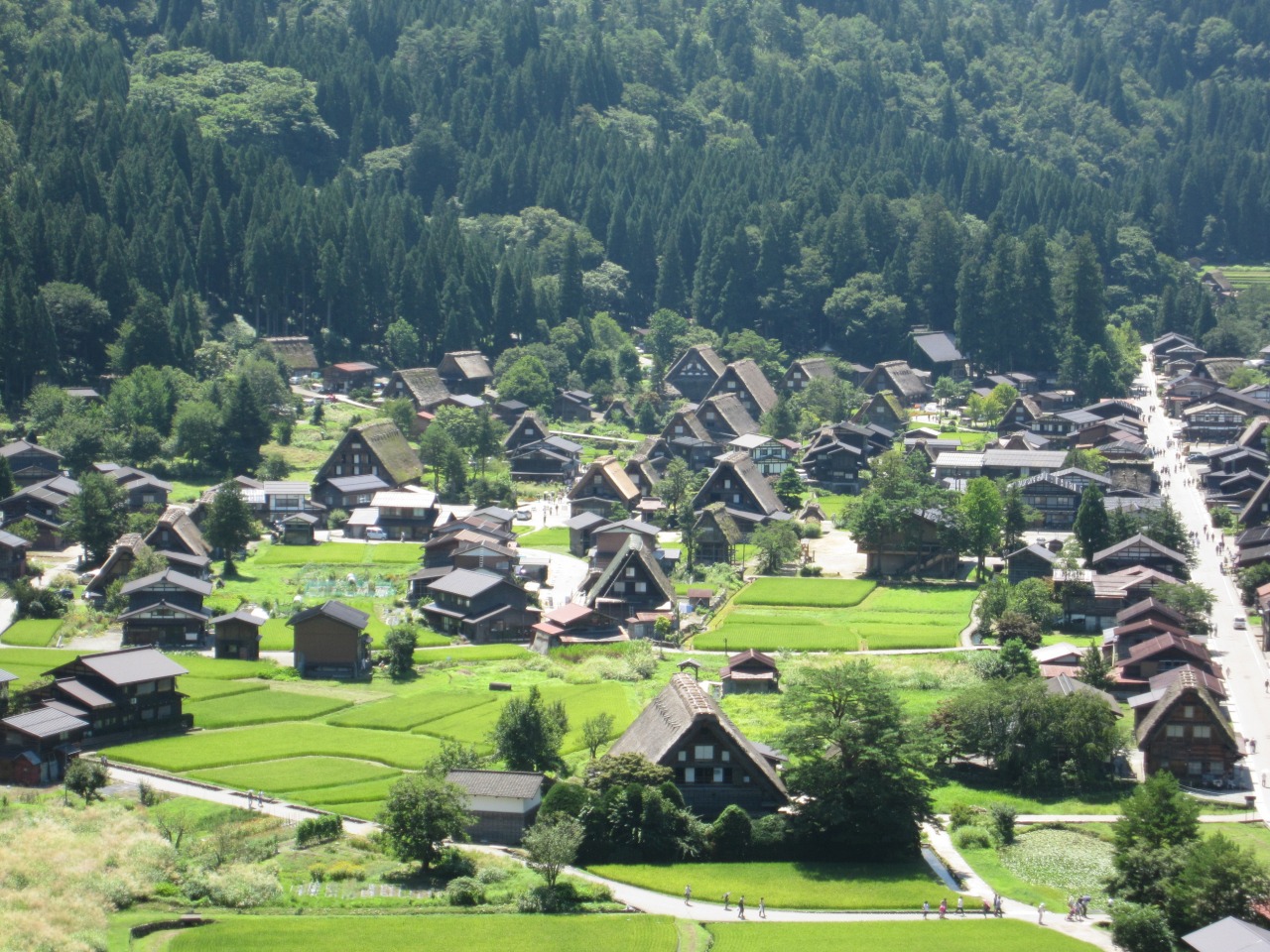 Weekend only! World Heritage Shirakawa-go One-Day Bus Tour